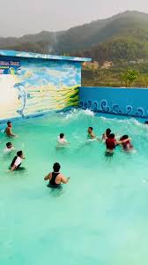 WAVE POOL